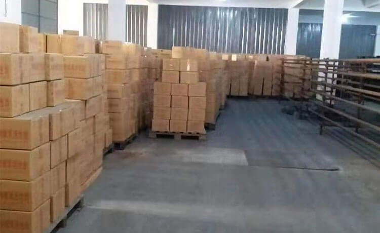 特種<a href=http://m.wd888.cn/fwzhxt/ target=_blank class=infotextkey>蜂窩活性炭</a>包裝