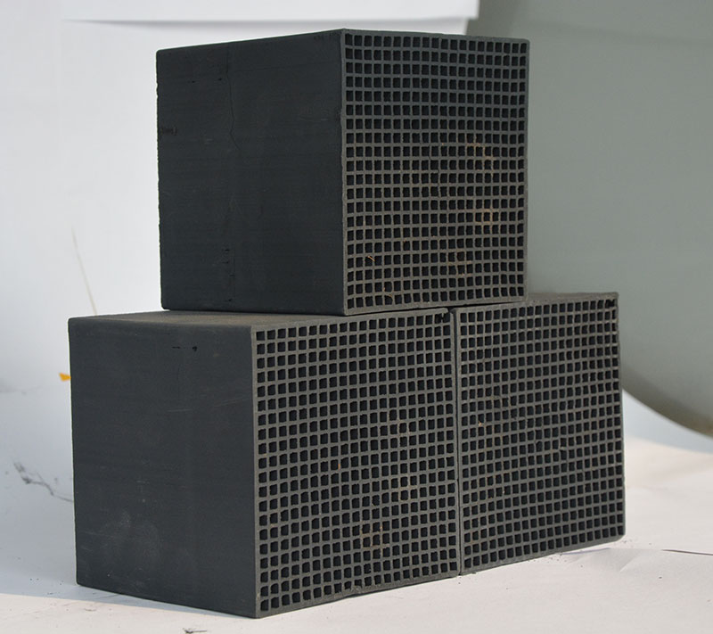 特種蜂窩活性炭是干什么用的